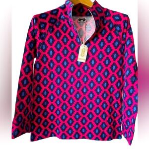 🔥🩷NWT Mudpie women’s 1/4 zip top size S.  Hot pink and navy w/ silver zip.